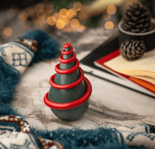 Hand - Blown Glass Christmas Tree Sculpture – New Year White & Red Spiral Design - Alfiq's Store