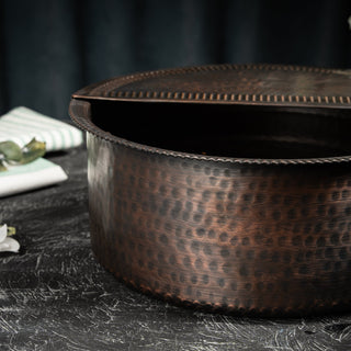 Handcrafted Dark Copper Pedicure Bowl – Hammered Ayurvedic Soak Tub with Removable Footrest - Alfiq's Store