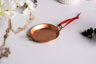 Handcrafted Mini Copper Serving Pan – Dollhouse Kitchenware & Holiday Ornament (3.5") - Alfiq's Store