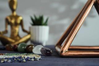 Copper Meditation Pyramide | Solid Copper Chackra Opener Pyramide | Handmade Copper Energy Cleaning Set - Alfiq's Store