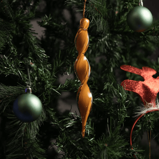 Hand - Blown Twisted Glass Tree Decoration – Elegant Red - Green Icicle Ornament - Alfiq's Store