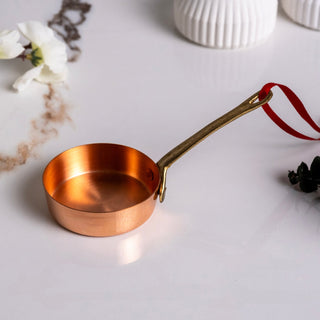 Handcrafted Miniature Copper Saucepan with Brass Handle – Tiny Dollhouse Cookware & Festive Kitchen Ornament - Alfiq's Store