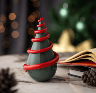 Hand - Blown Glass Christmas Tree Sculpture – New Year White & Red Spiral Design - Alfiq's Store